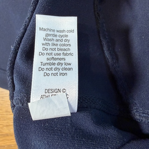 Athleta Womens Metro Ankle Zip Crop Leggings Size XS Versatile Career Travel - Picture 6 of 6